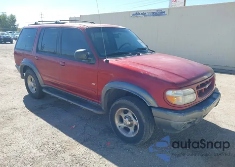 2000 Ford Explorer Xlt from USA, damaged, VIN 1FMZU73E2YZC57692